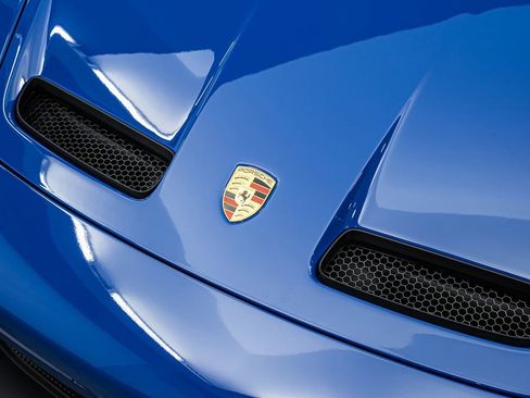 Used 2025 Porsche 911 GT3 image 12