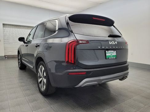 Used 2022 Kia Telluride EX w/ EX Premium Package image 5