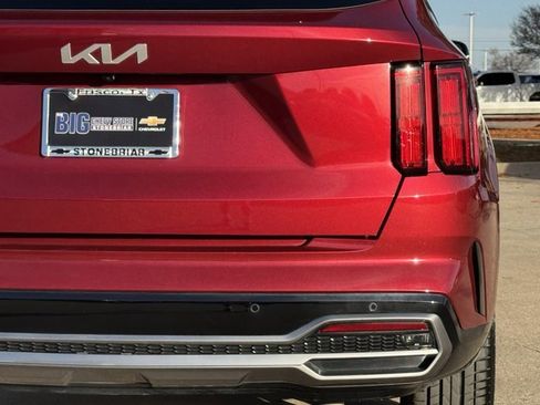 Used 2023 Kia Sorento SX image 7