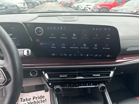Used 2024 Chevrolet Traverse RS w/ LPO, Floor Liner Package AWD/4WD image 16