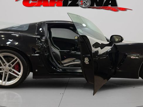 Used 2006 Chevrolet Corvette Z06 w/ Preferred Equipment Group RWD image 17
