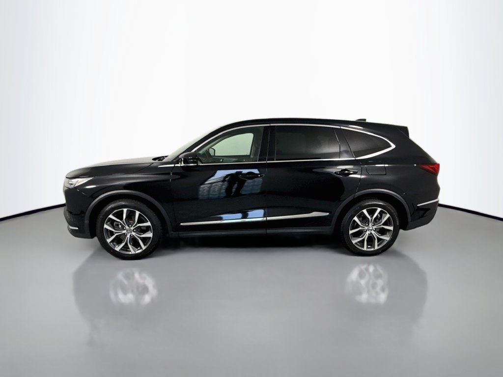 Used 2024 Acura MDX w/ Technology Package AWD/4WD image 2
