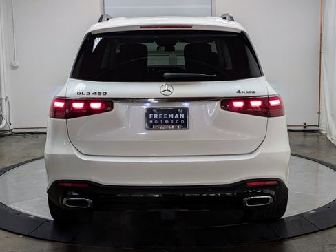 Used 2024 Mercedes-Benz GLS 450 4MATIC w/ Pinnacle Trim Package image 8