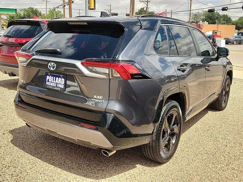Used 2019 Toyota RAV4 XSE AWD/4WD image 3