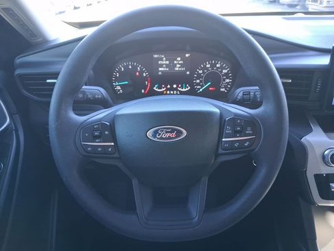 Used 2024 Ford Explorer 4WD image 14