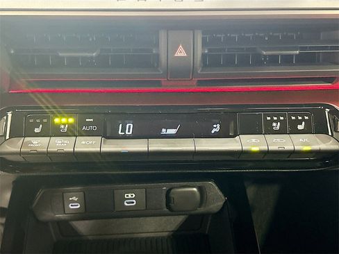 New 2026 Toyota Prius Plug-In Hybrid image 12