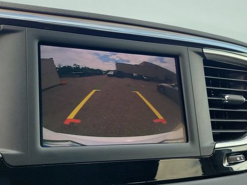 Used 2023 Chrysler Voyager LX FWD image 41