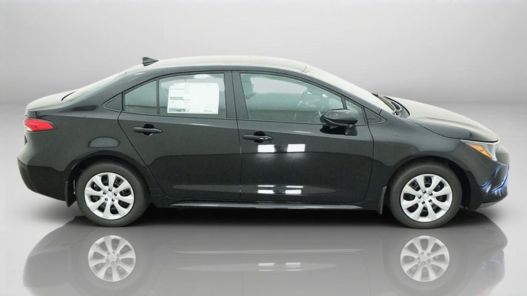 New 2027 Toyota Corolla LE FWD image 11