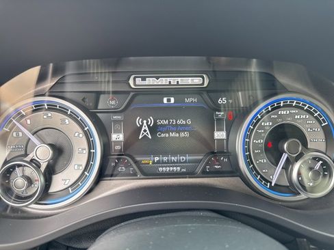 Used 2022 RAM 1500 Limited image 9