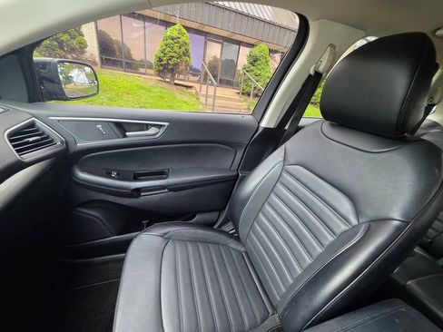 Used 2018 Ford Edge SEL w/ Equipment Group 201A FWD image 14