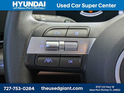 Used 2024 Hyundai Kona SE FWD image 28