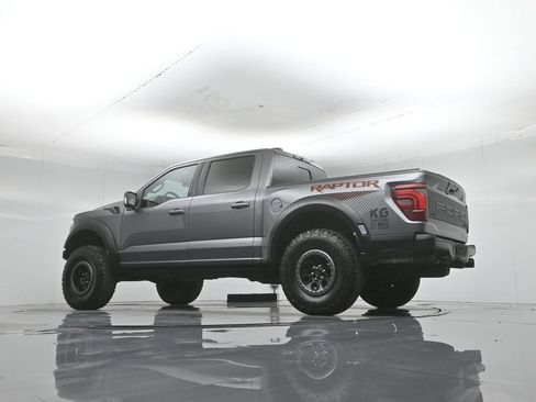 Used 2024 Ford F150 Raptor AWD/4WD image 54