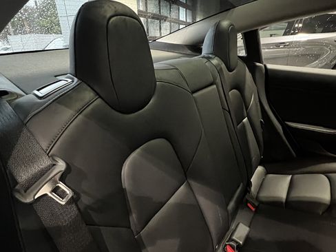 Used 2023 Tesla Model 3 Standard Range image 34