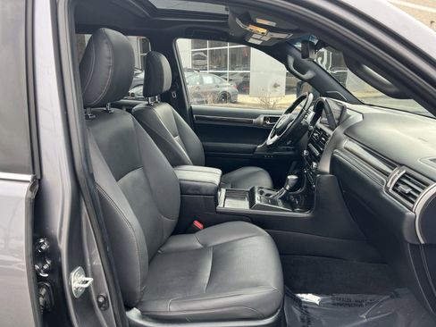 Used 2023 Lexus GX 460 Premium image 27