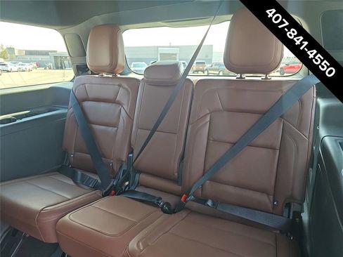 New 2026 Lincoln Navigator Reserve image 8