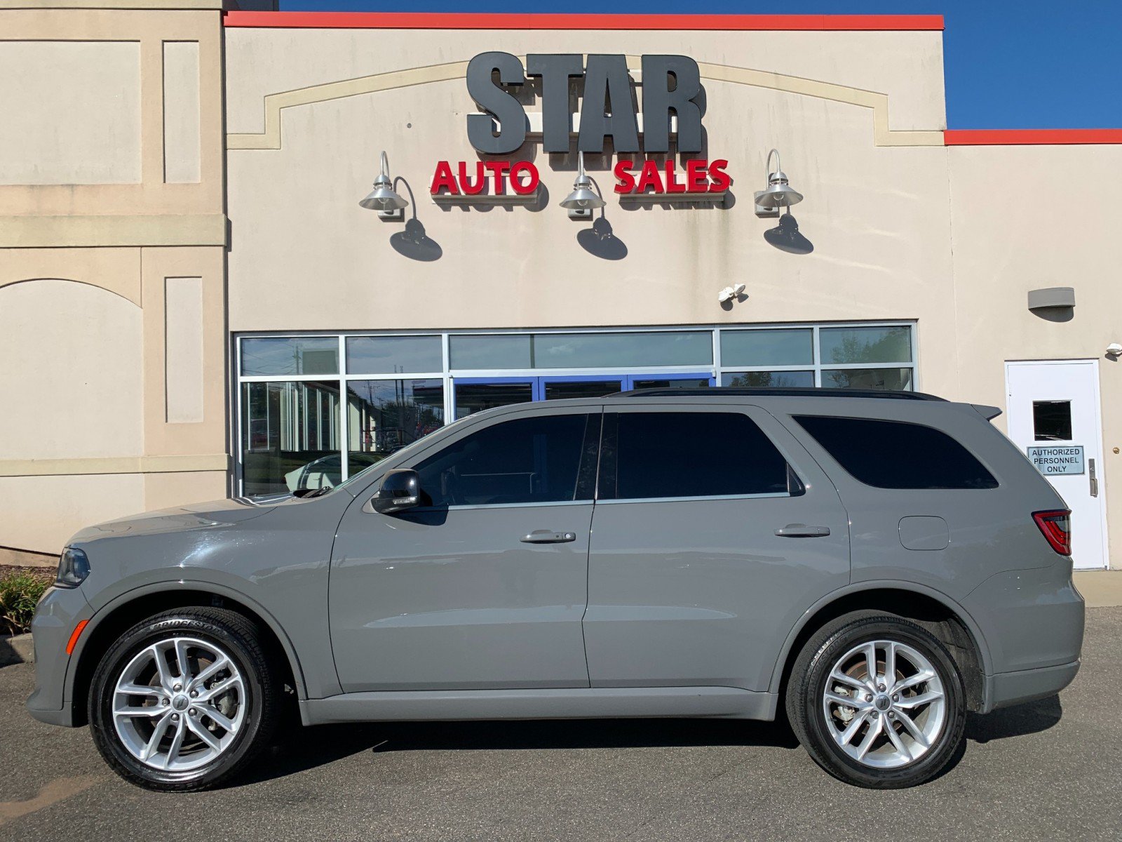 Used 2023 Dodge Durango GT AWD/4WD image 4