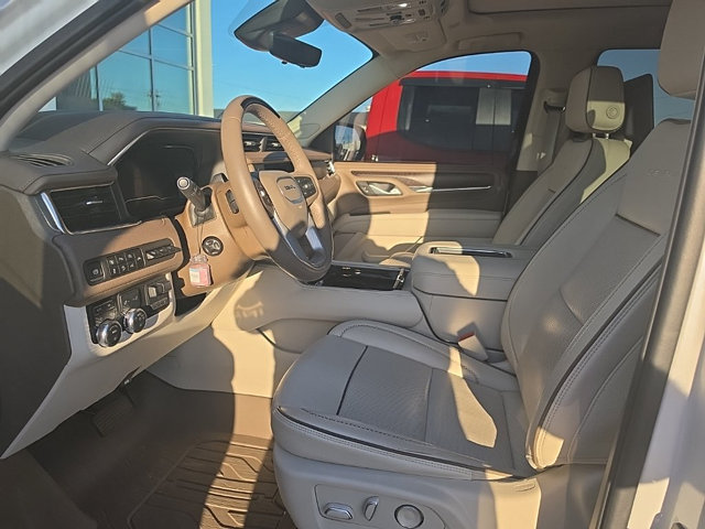 Certified 2024 GMC Yukon Denali w/ Advanced Technology Package AWD/4WD image 16