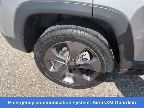 Used 2022 Jeep Compass Latitude image 23