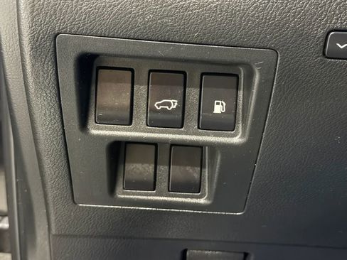 Used 2011 Lexus RX 450h RX 450h Sport Utility 4D w/ Premium Pkg image 26