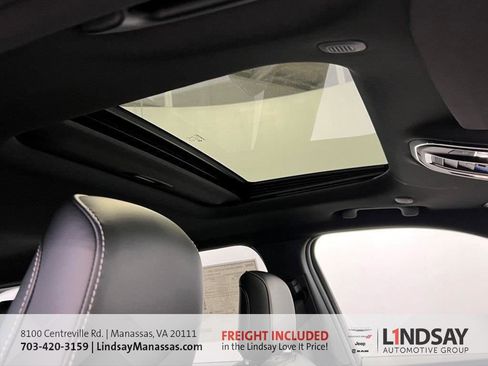 New 2025 Jeep Grand Cherokee Altitude image 15