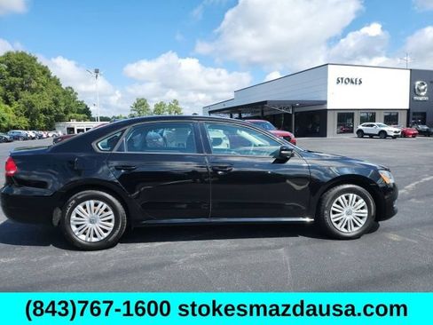Used 2015 Volkswagen Passat 1.8T S w/ Technology Package FWD image 1