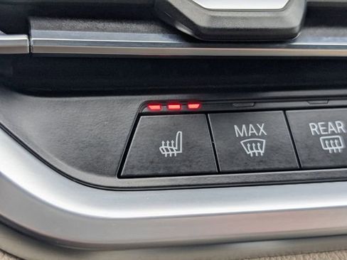 Used 2020 BMW 330i xDrive Sedan w/ Premium Package image 24