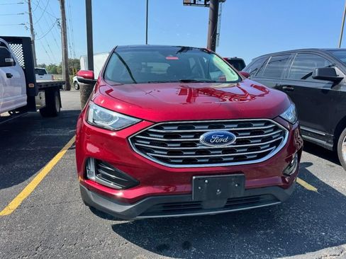 Used 2019 Ford Edge SEL w/ Equipment Group 201A FWD image 3