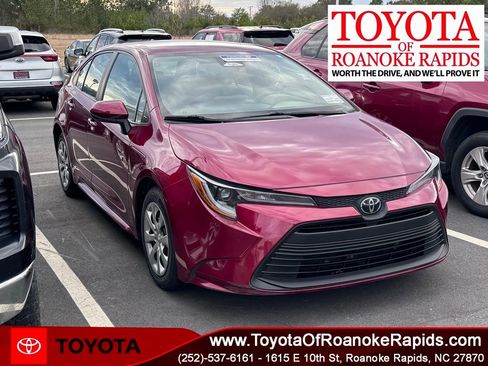 Used 2024 Toyota Corolla LE image 1