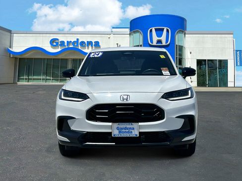 Certified 2024 Honda HR-V Sport image 2