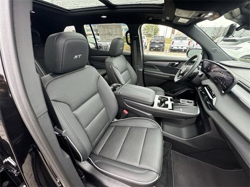 New 2026 Buick Enclave Sport Touring w/ Power Package image 22