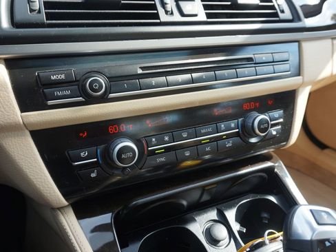 Used 2014 BMW 535i xDrive Sedan image 42