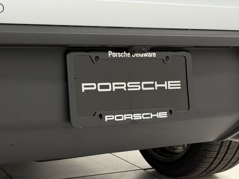 New 2026 Porsche Macan image 64