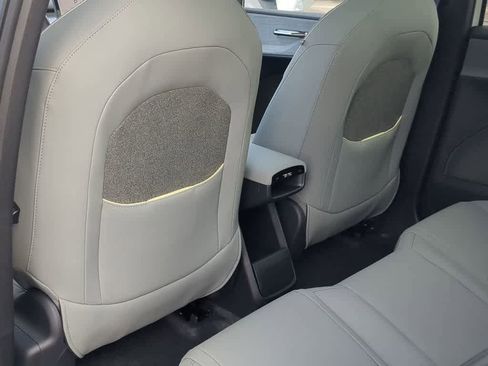 New 2026 Volvo EX30 Ultra w/ Protection Package Premier image 17