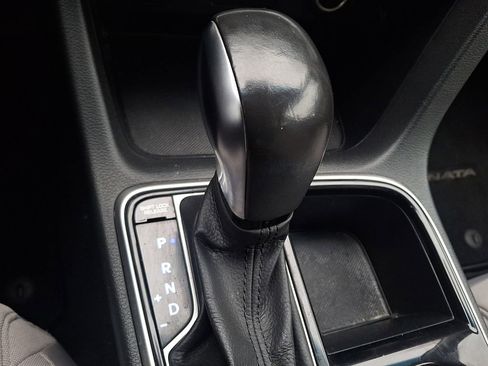 Used 2018 Hyundai Sonata SEL image 14