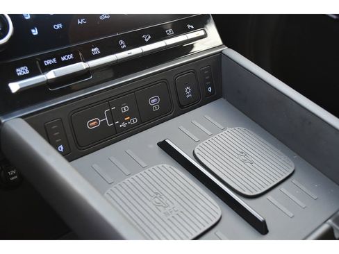 Used 2024 Hyundai Santa Fe Calligraphy image 28