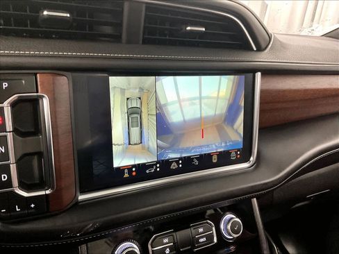 Used 2023 GMC Yukon XL Denali Ultimate image 20