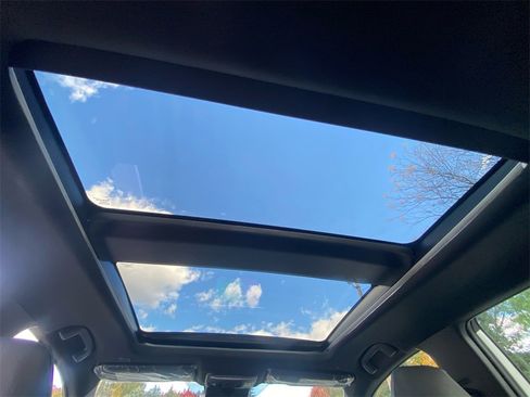 Used 2026 Toyota Camry XSE image 29