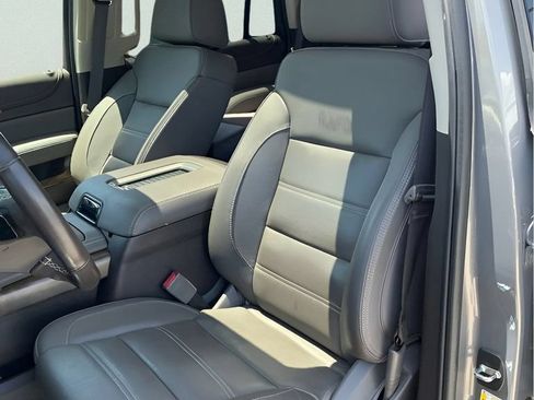 Used 2019 GMC Yukon Denali w/ Denali Ultimate Package AWD/4WD image 26