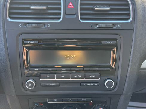 Used 2014 Volkswagen Golf 4dr HB Auto image 13