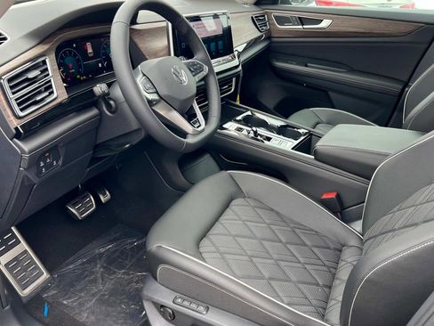New 2025 Volkswagen Atlas SEL Premium R-Line AWD/4WD image 10