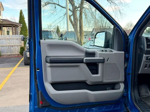Used 2016 Ford F150 XLT w/ Equipment Group 301A Mid RWD image 7