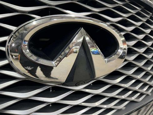 Used 2018 INFINITI QX80 2WD image 19