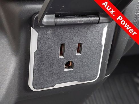 Used 2022 Chevrolet Silverado 1500 Custom image 18