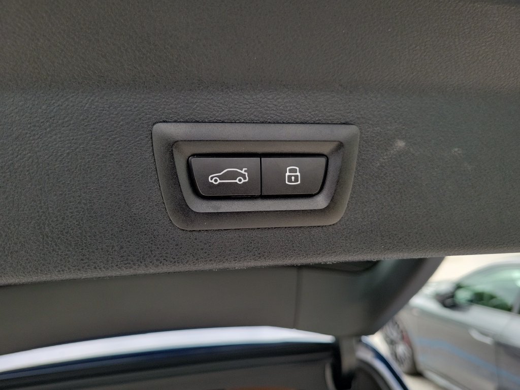 Used 2024 BMW X3 sDrive30i w/ Convenience Package RWD image 29