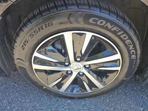 Used 2023 Honda Civic LX image 16
