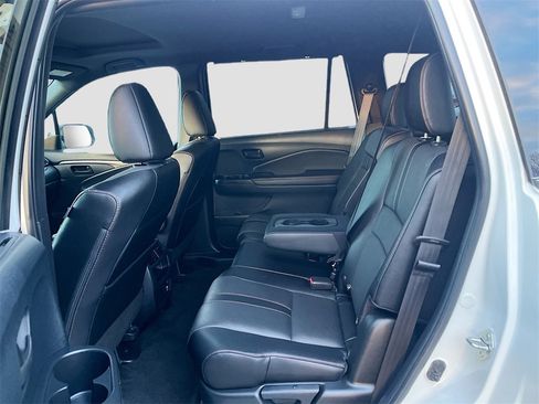 Used 2023 Honda Passport TrailSport image 25