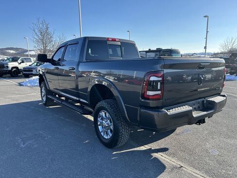 Used 2021 RAM 2500 Laramie w/ Night Edition image 5