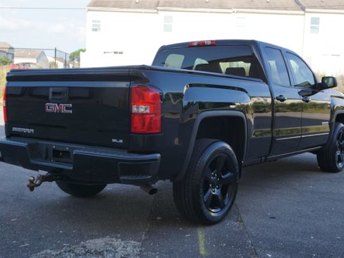 Used 2017 GMC Sierra 1500 SLE w/ SLE Value Package AWD/4WD image 7