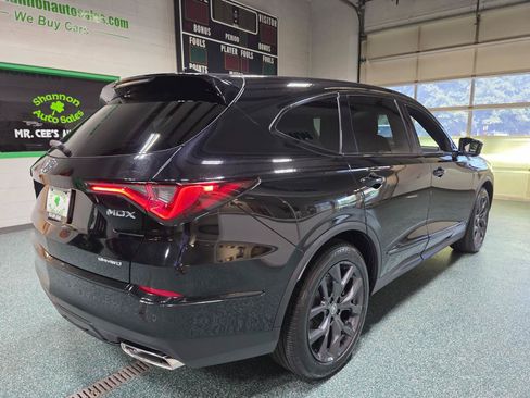 Used 2023 Acura MDX A-Spec AWD/4WD image 6