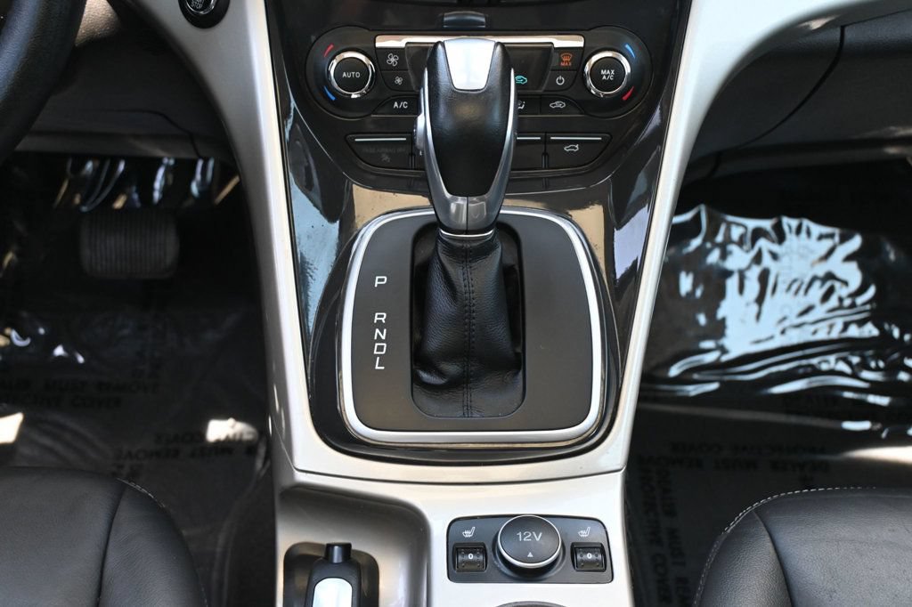 Used 2016 Ford C-MAX SEL w/ Equipment Group 302A FWD image 16